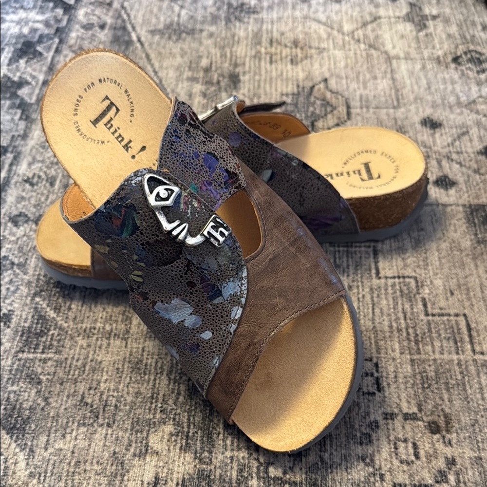 Think! Women's Multicolor Sandals